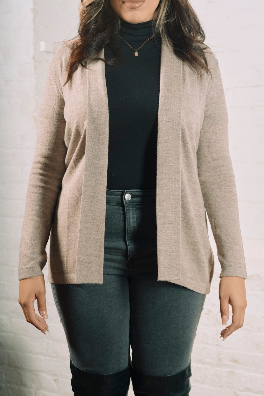 Ama Alba Cardigan – United Alpaca - Main Image